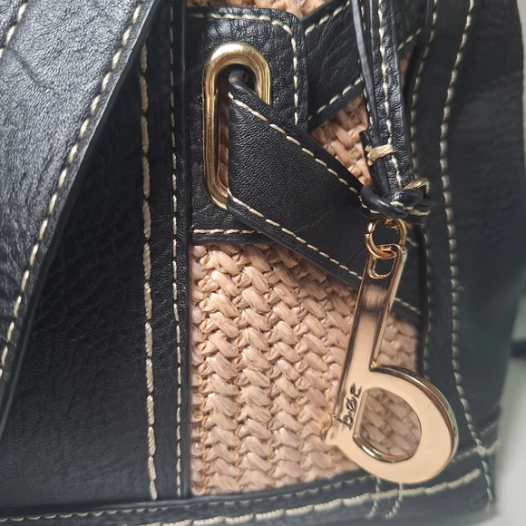 b.o.c. Black and Tan Shoulder Bag with Woven Design - Picture 6 of 10